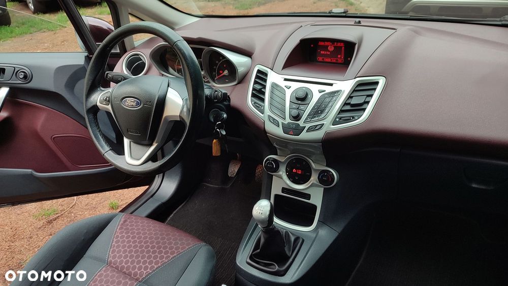 Ford Fiesta 1.25 Platinium X - 2