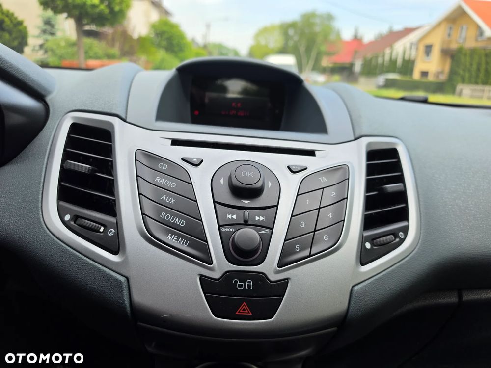 Ford Fiesta - 13