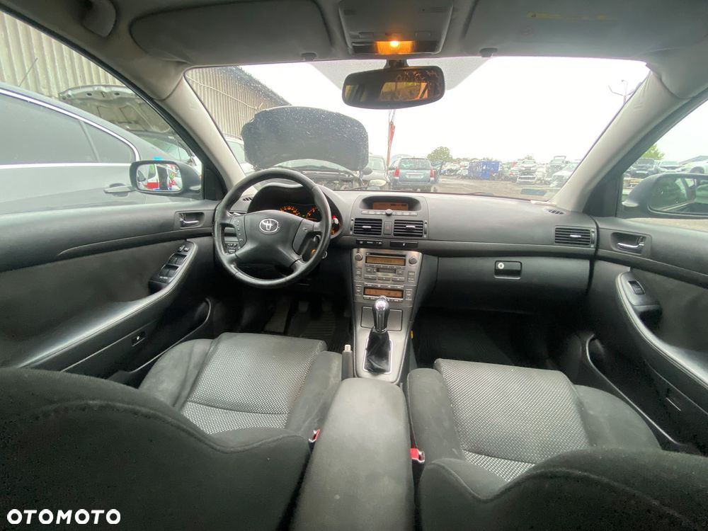 238 / Toyota Avensis T25 / Na Części / - 6