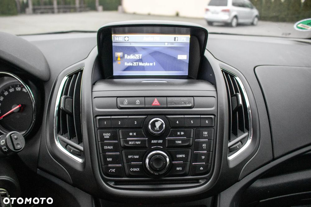 Opel Zafira 1.4 T Cosmo EcoFLEX S&S EU6 - 17