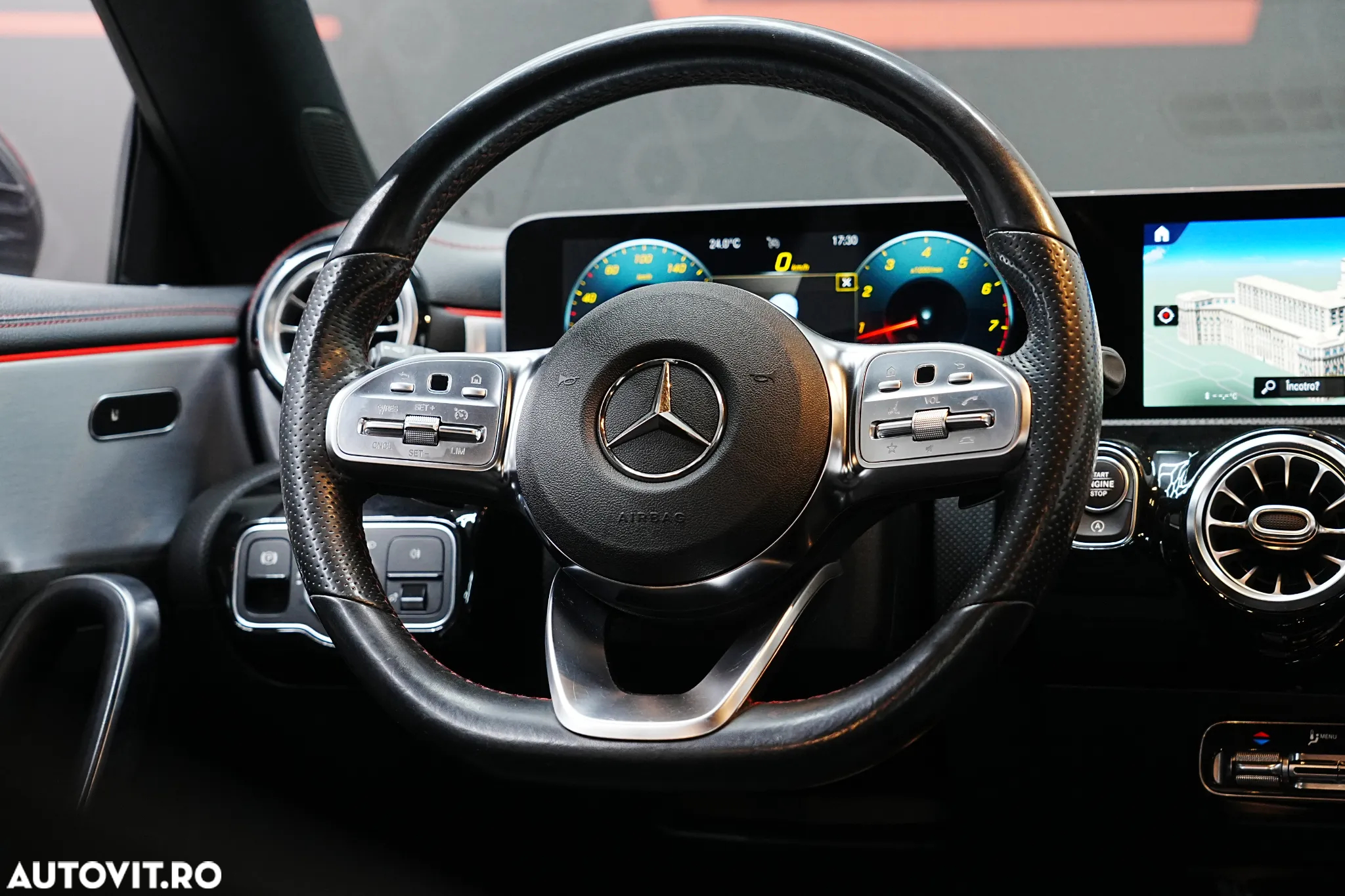 Mercedes-Benz CLA 200 7G-DCT AMG Line - 10