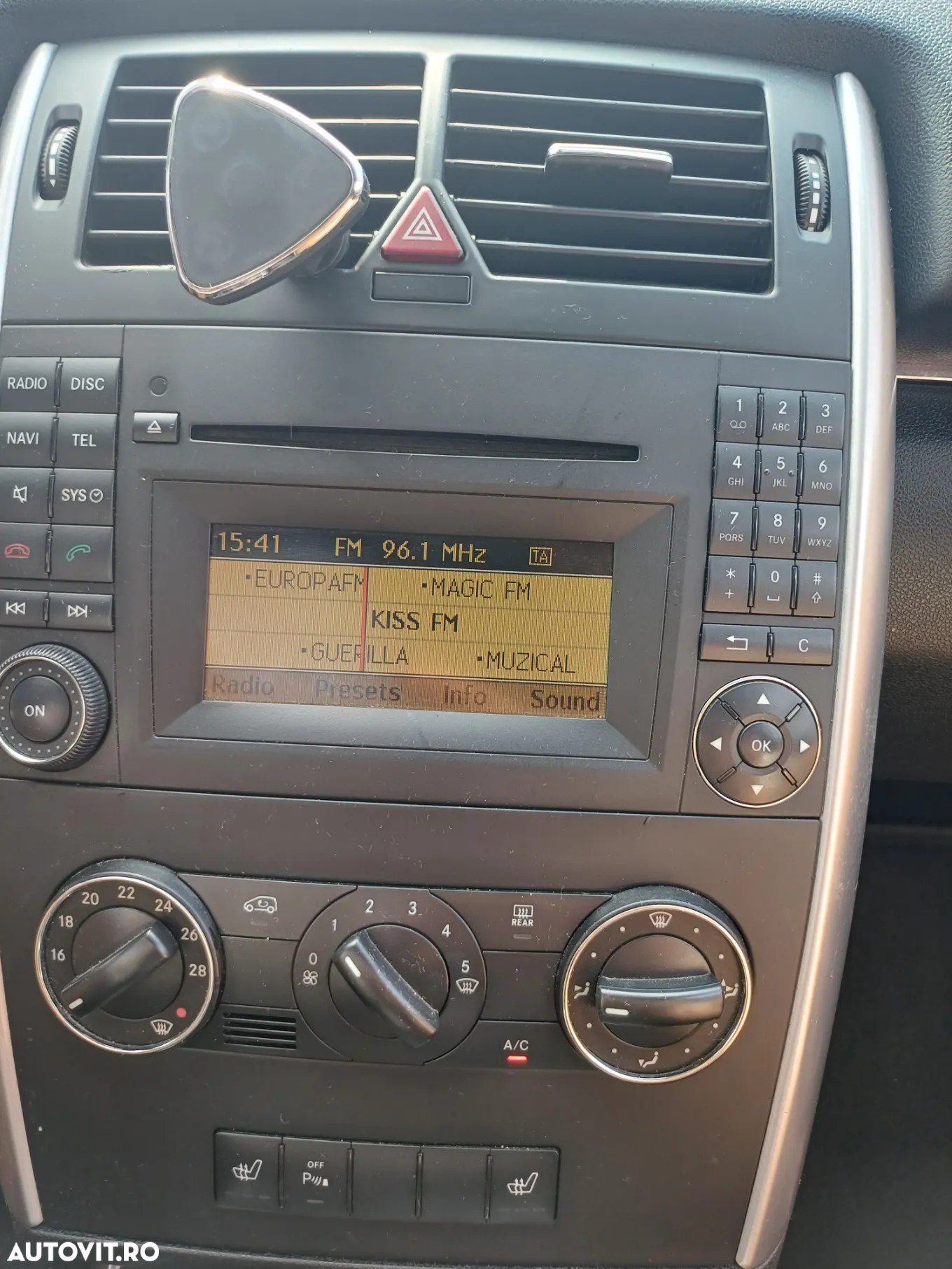 Mercedes-Benz B 180 CDI - 9
