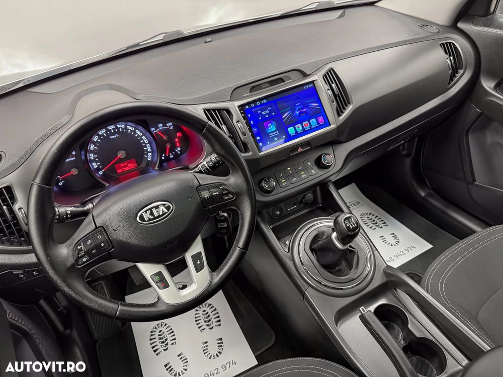 Kia Sportage 2.0 CRDI 4WD Vision - 26