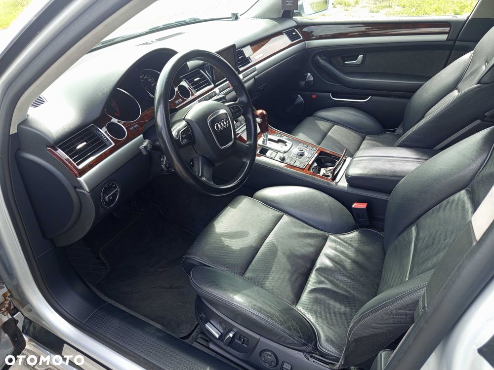 Audi A8 - 3