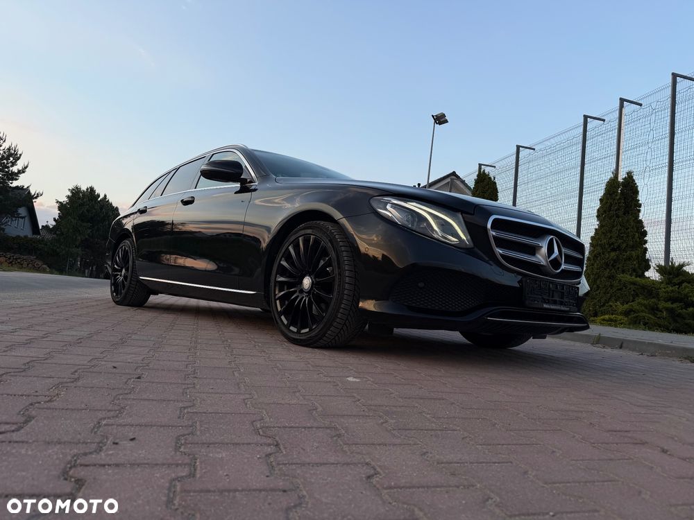 Mercedes-Benz Klasa E 200 9G-TRONIC Avantgarde - 16