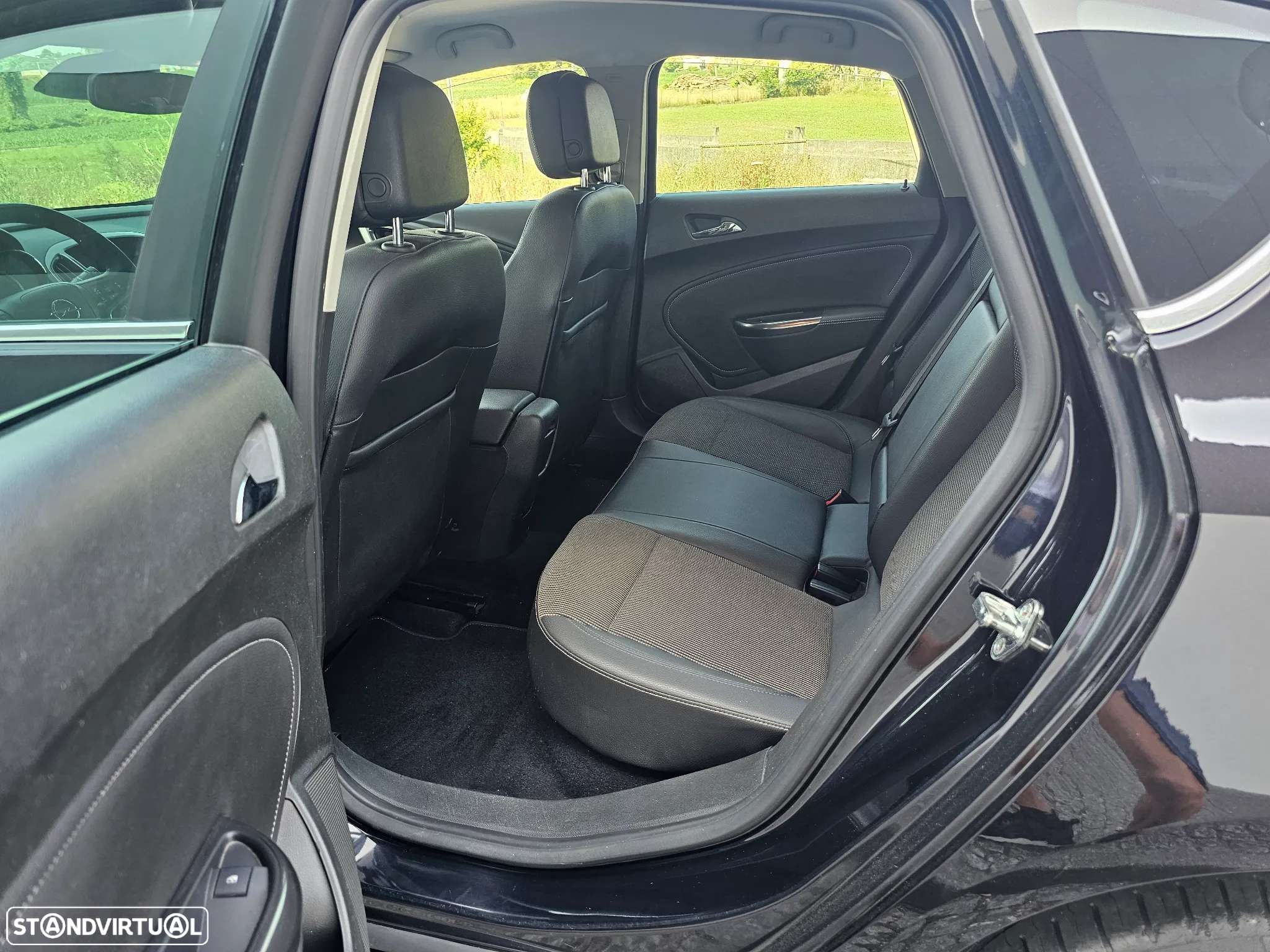 Opel Astra 1.7 CDTi Cosmo - 14