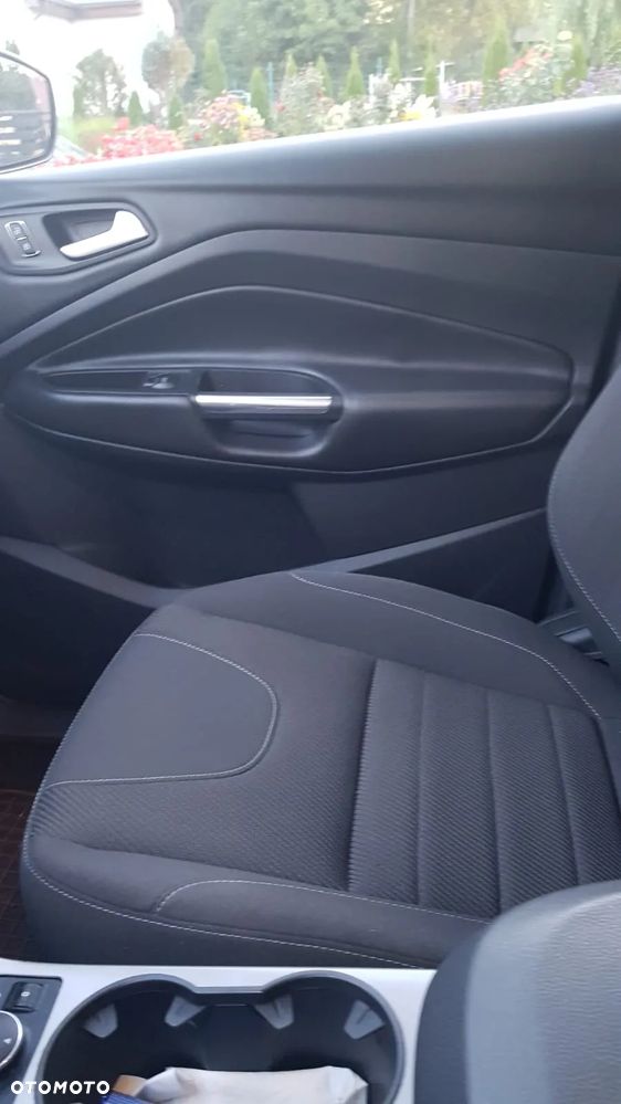 Ford Kuga 2.0 TDCi 2x4 Trend - 13