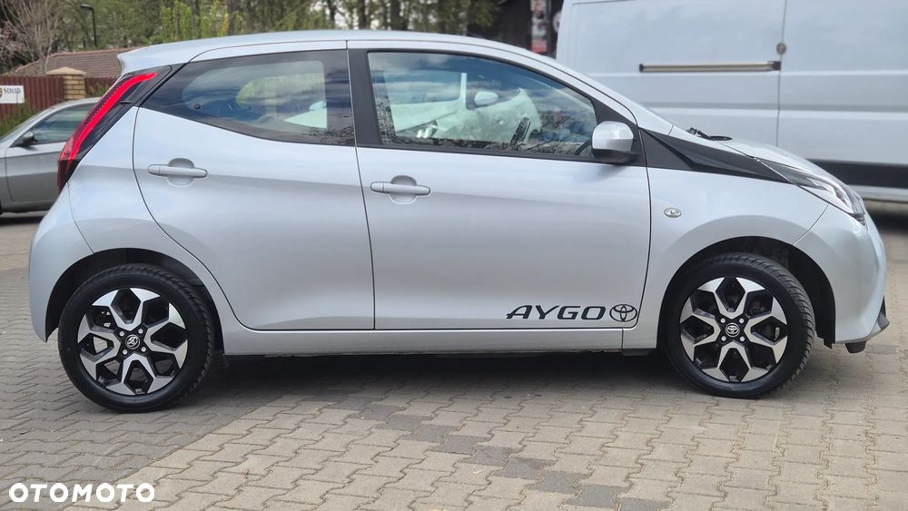 Toyota Aygo x-play - 7