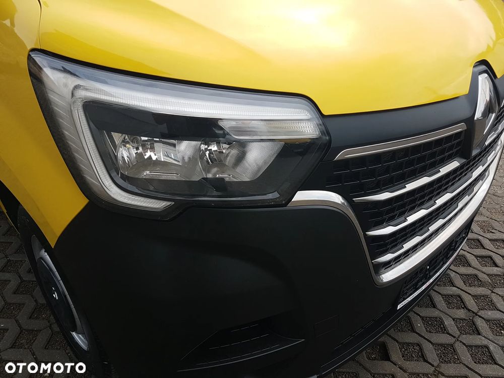 Renault MASTER KONTENER 8EP 4,22x2,23x2,23 KLIMA KRAJOWY MANUAL 6-BIEGÓW - 33