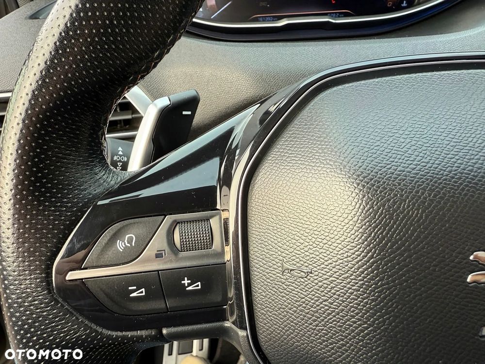 Peugeot 3008 BlueHDi 180 Stop & Start EAT6 GT - 26