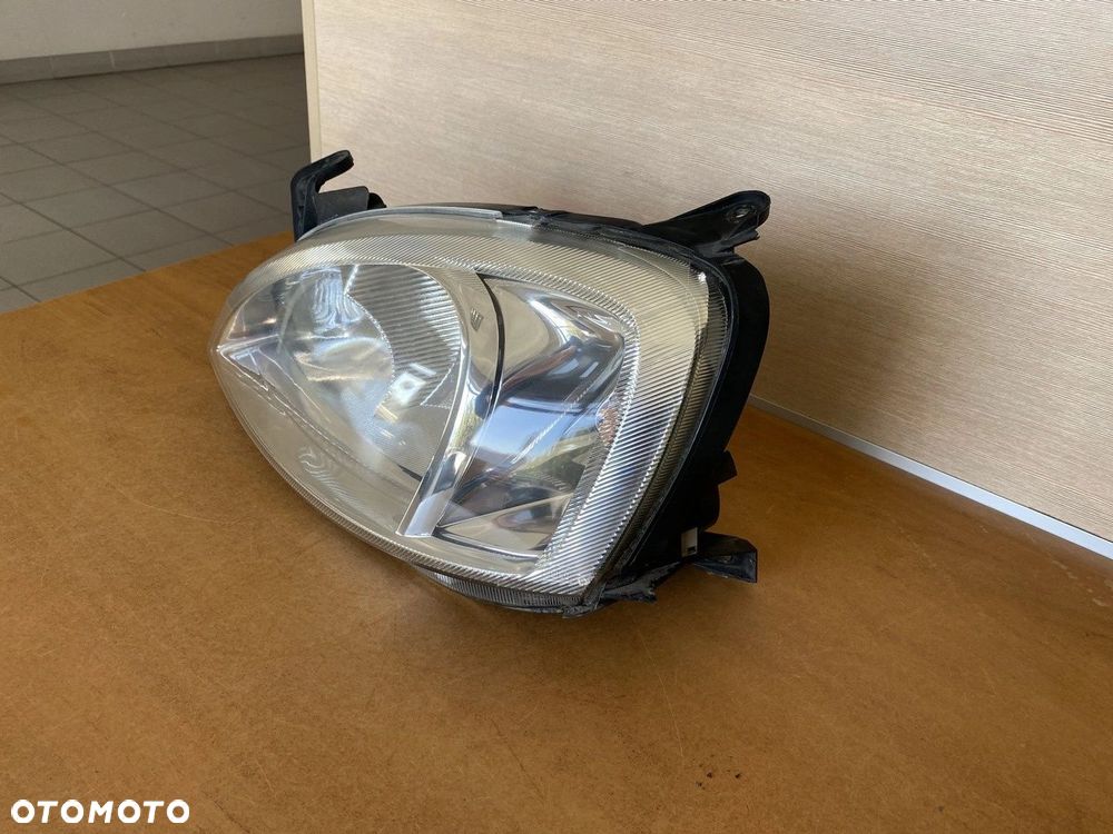LAMPA PRZEDNIA LEWA OPEL CORSA C LIFT 03-06 13115006 - 2