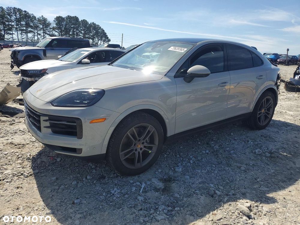 Porsche Cayenne - 2