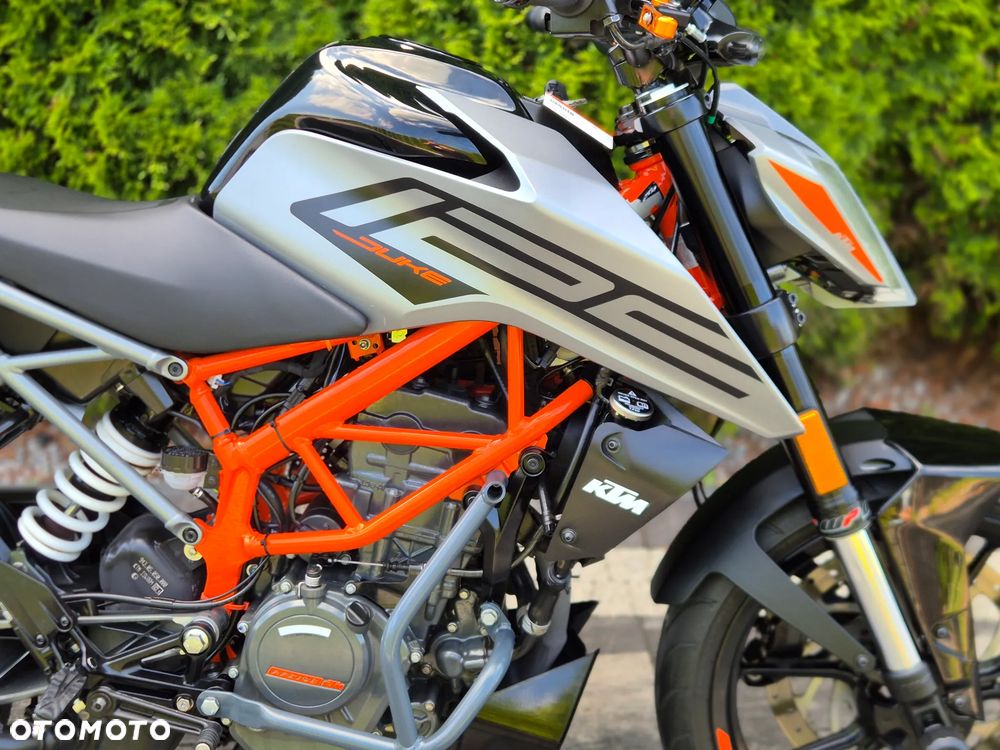 KTM Duke 125 - 10