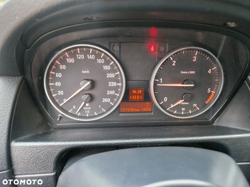 BMW X1 xDrive18d xLine - 16