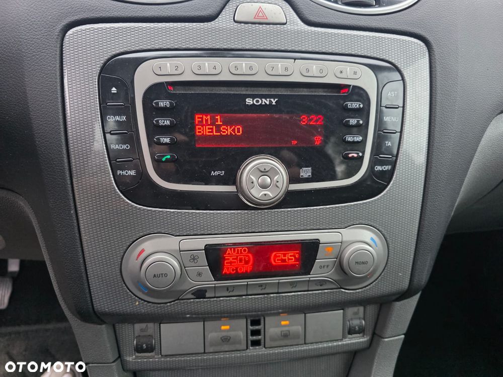 Ford Focus 1.8 Black Magic - 14