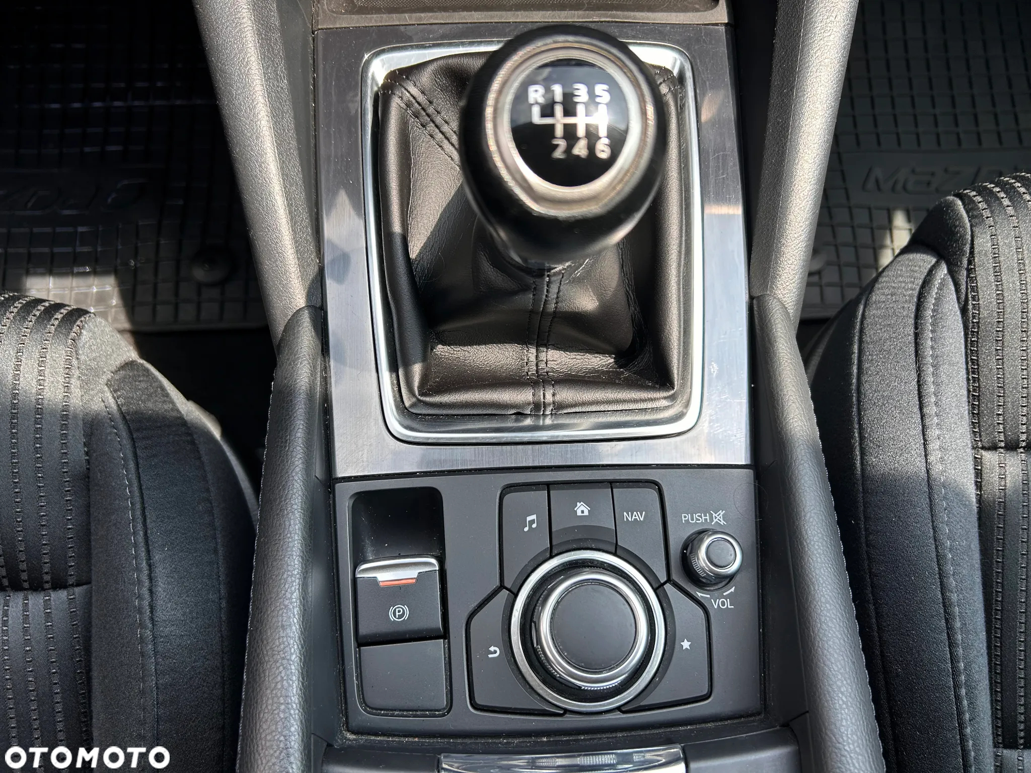 Mazda 6 Kombi SKYACTIV-G 165 ADVANTAGE - 29