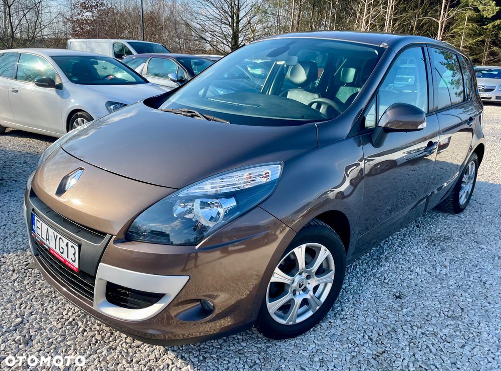 Renault Scenic 2.0 16V 140 CVT Dynamique - 10