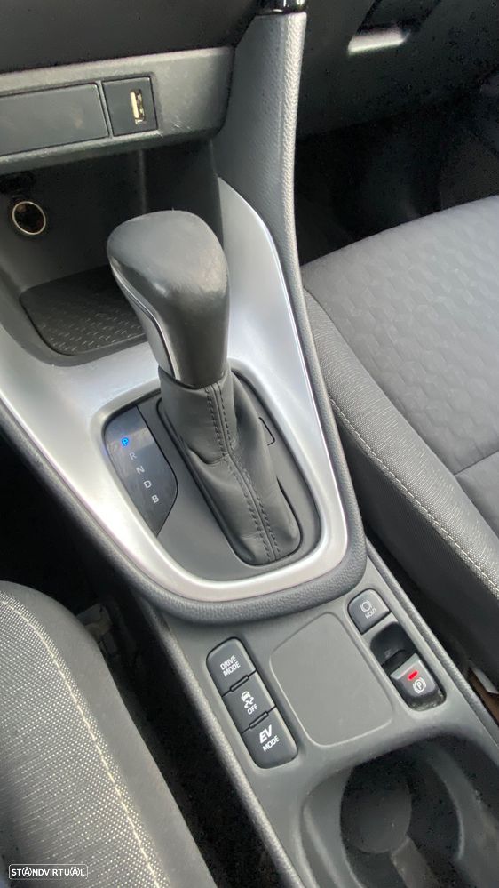 Toyota Yaris 1.5 HDF Comfort - 47