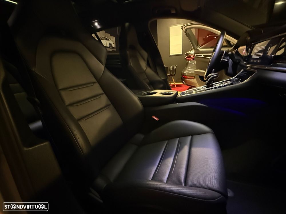 Porsche Panamera Sport Turismo 4 E-Hybrid Platinum Edition PDLS - 26