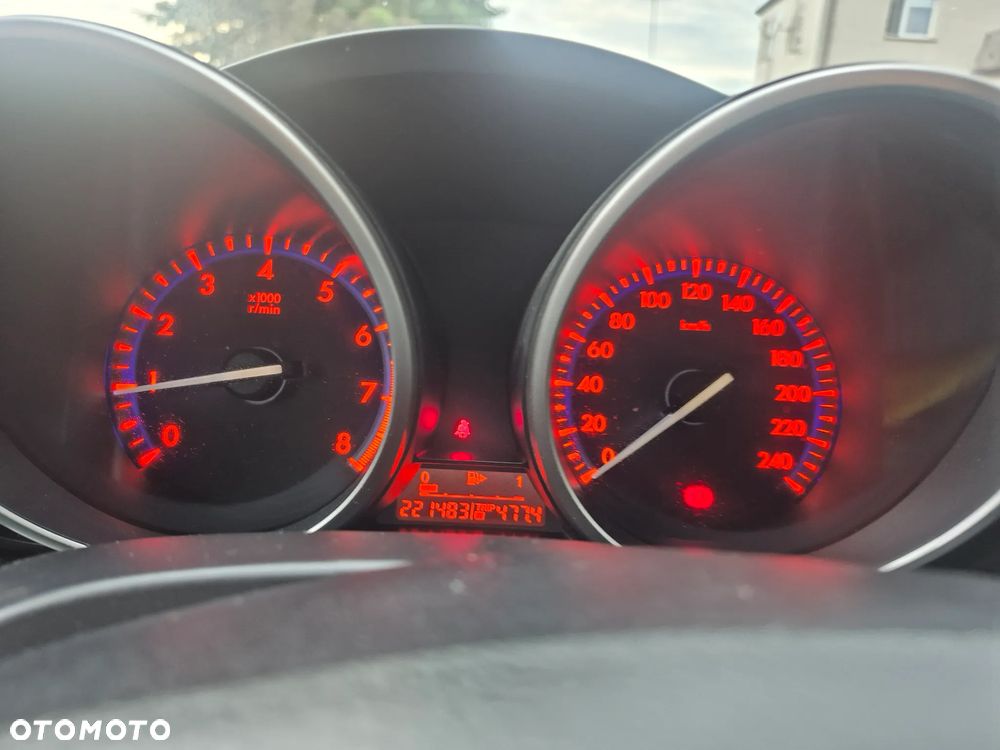 Mazda 3 - 25