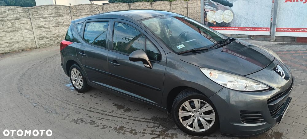 Peugeot 207 - 6