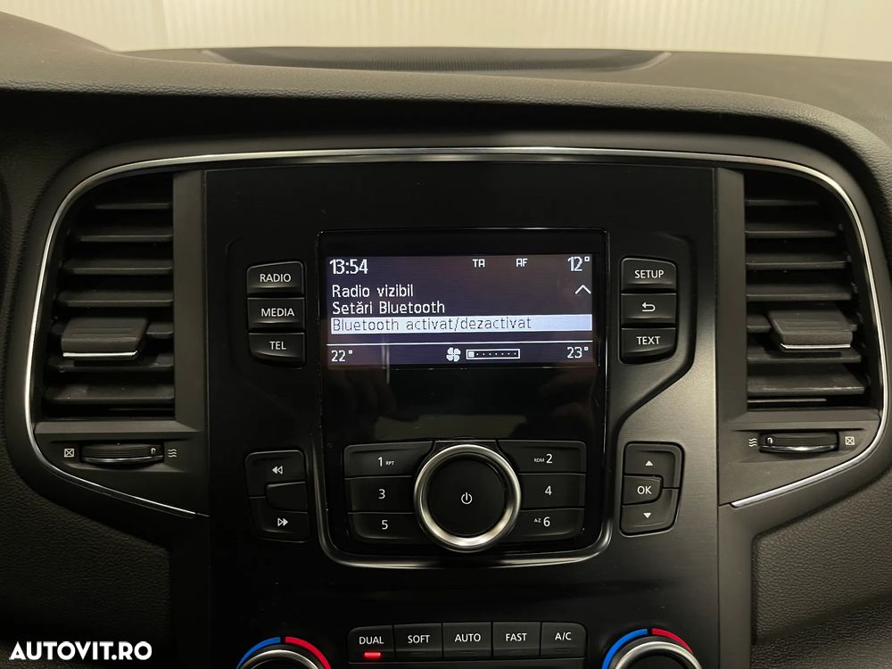 Renault Megane TCe 140 GPF EDC Equilibre - 12