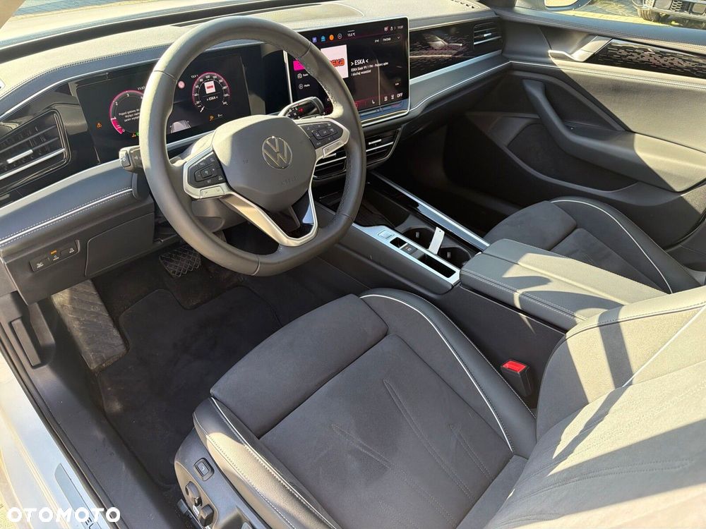 Volkswagen Passat 2.0 TDI SCR 4Mot Style DSG - 10
