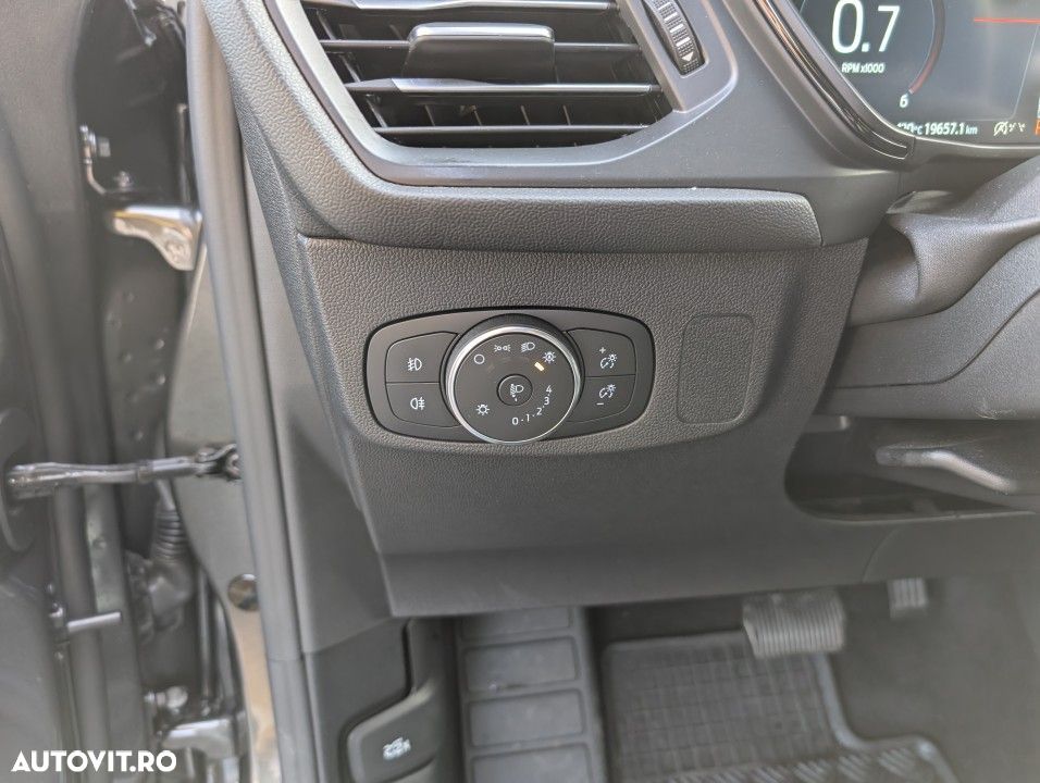 Ford Focus - 23