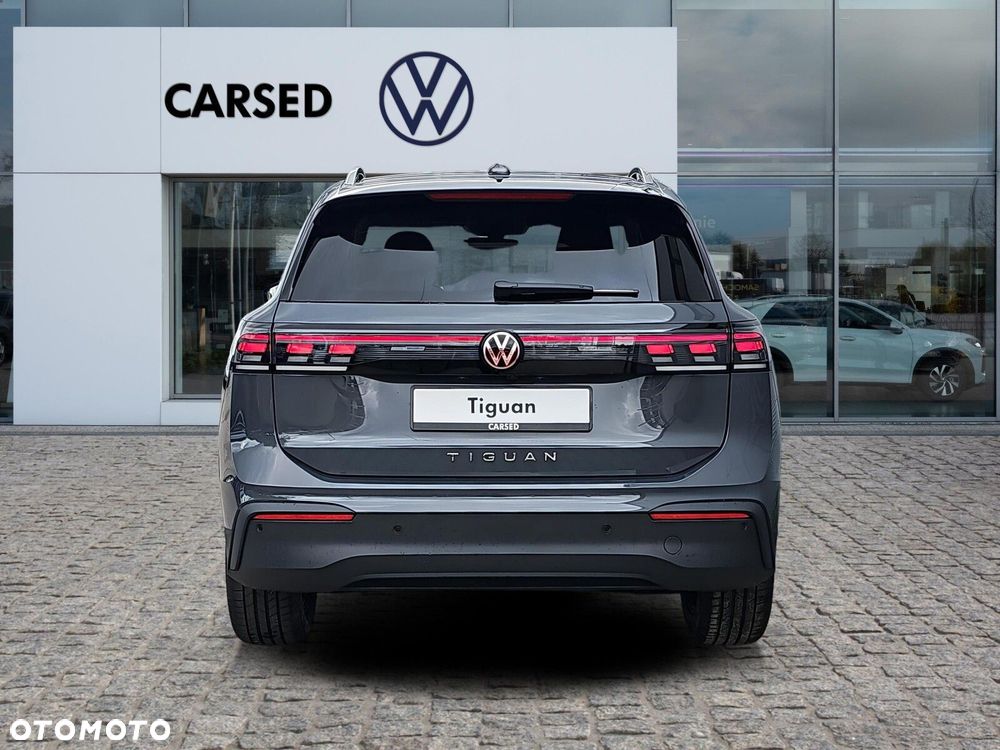 Volkswagen Tiguan - 7