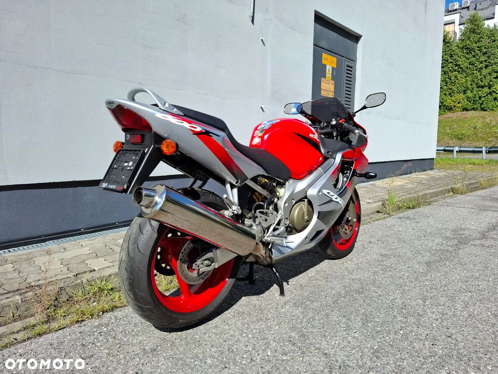 Honda CBR - 4
