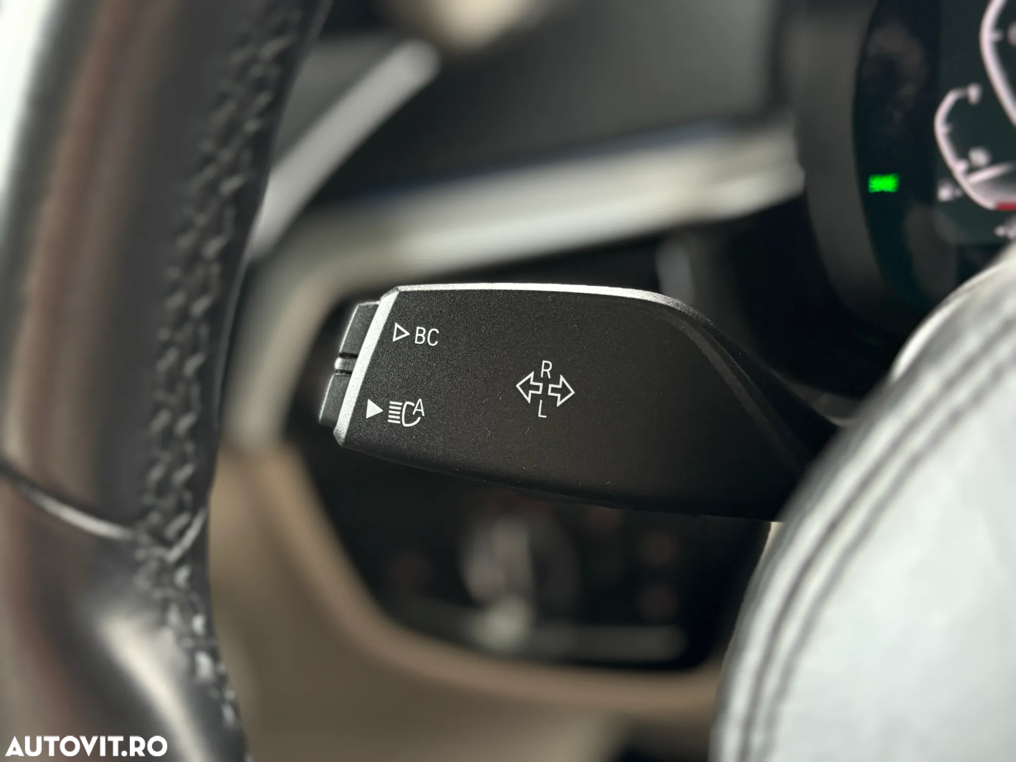BMW Seria 5 520e AT PHEV - 25