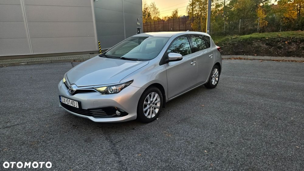Toyota Auris 1.6 Comfort - 29