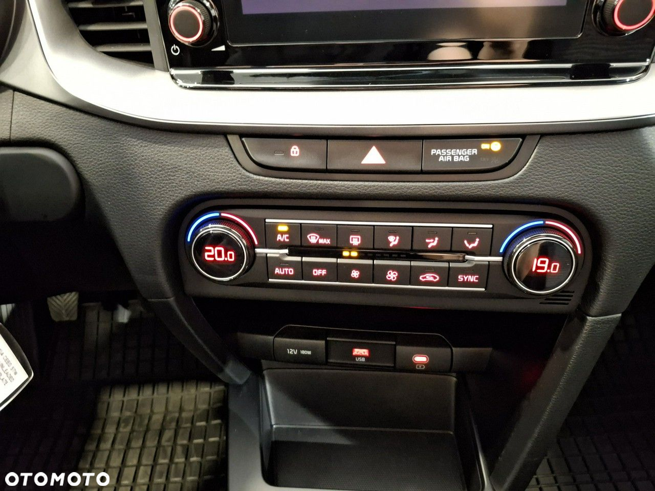 Kia Ceed - 15