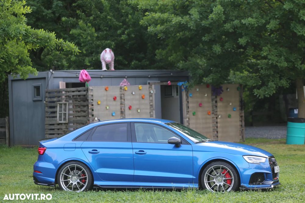 Audi RS3 TFSI quattro S tronic - 4
