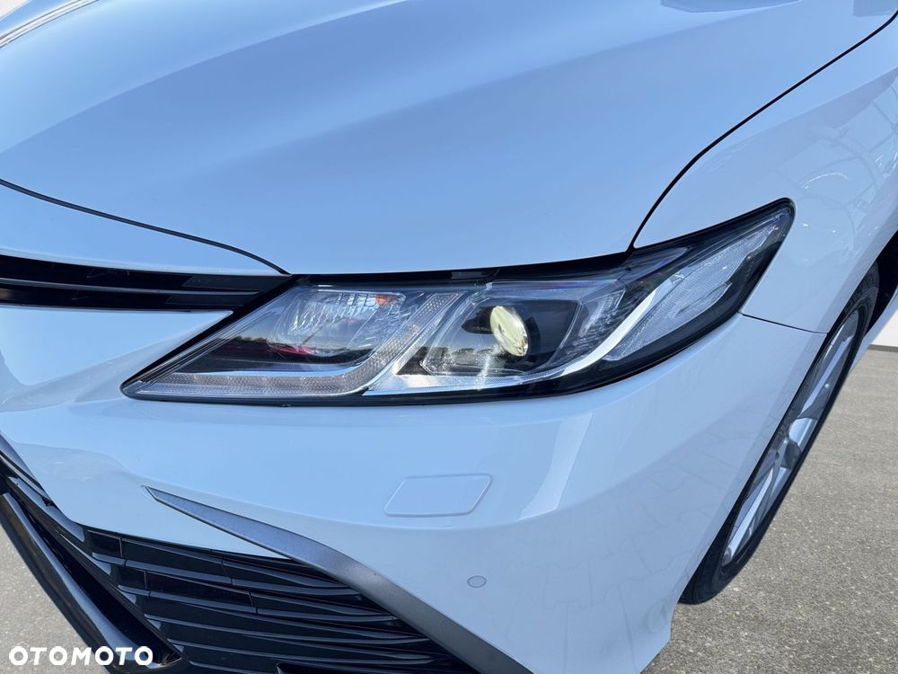 Toyota Camry 2.5 Hybrid Comfort CVT - 10