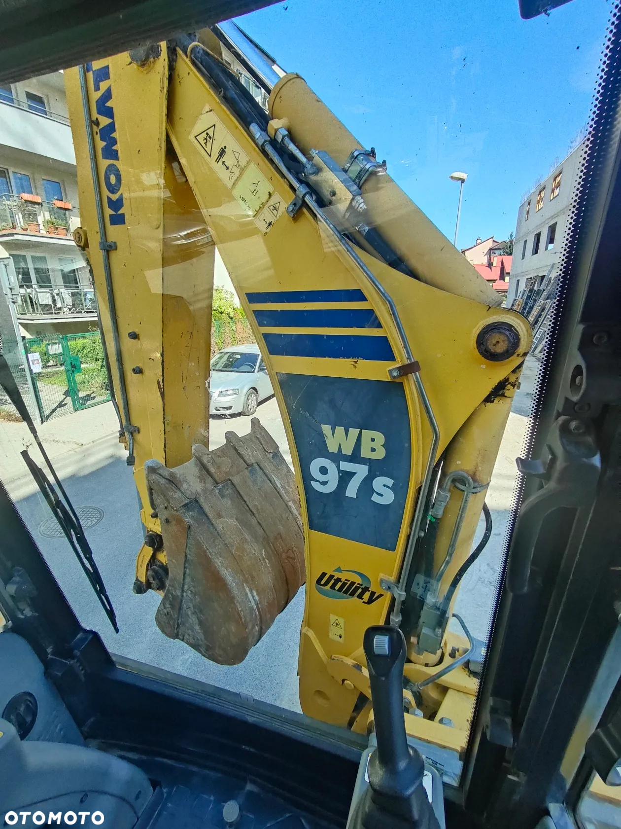 Komatsu WB97S - 16