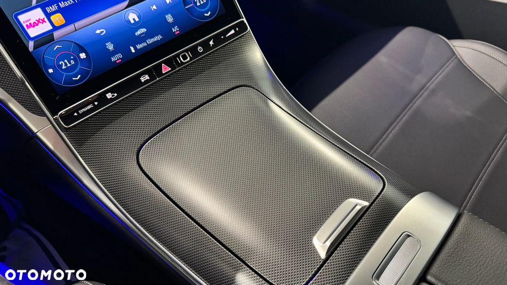 Mercedes-Benz Klasa C 180 mHEV Business Edition - 30