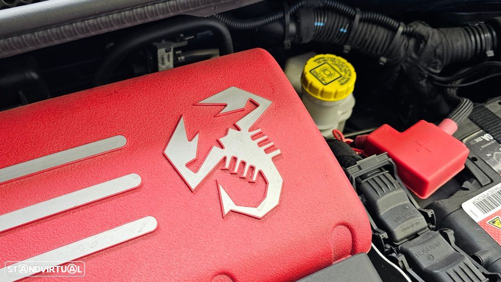 Abarth 695C 1.4 T-Jet Rivale - 39