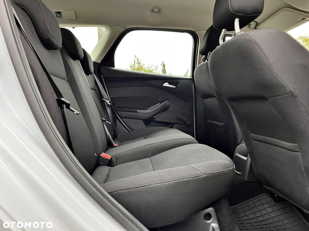 Ford Focus 1.0 EcoBoost Trend Edition - 8