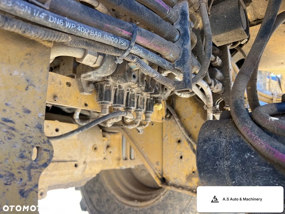 Caterpillar 432F2 - 20