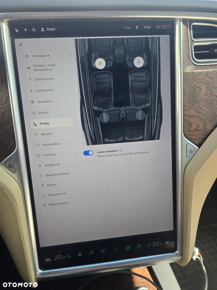Tesla Model X - 37