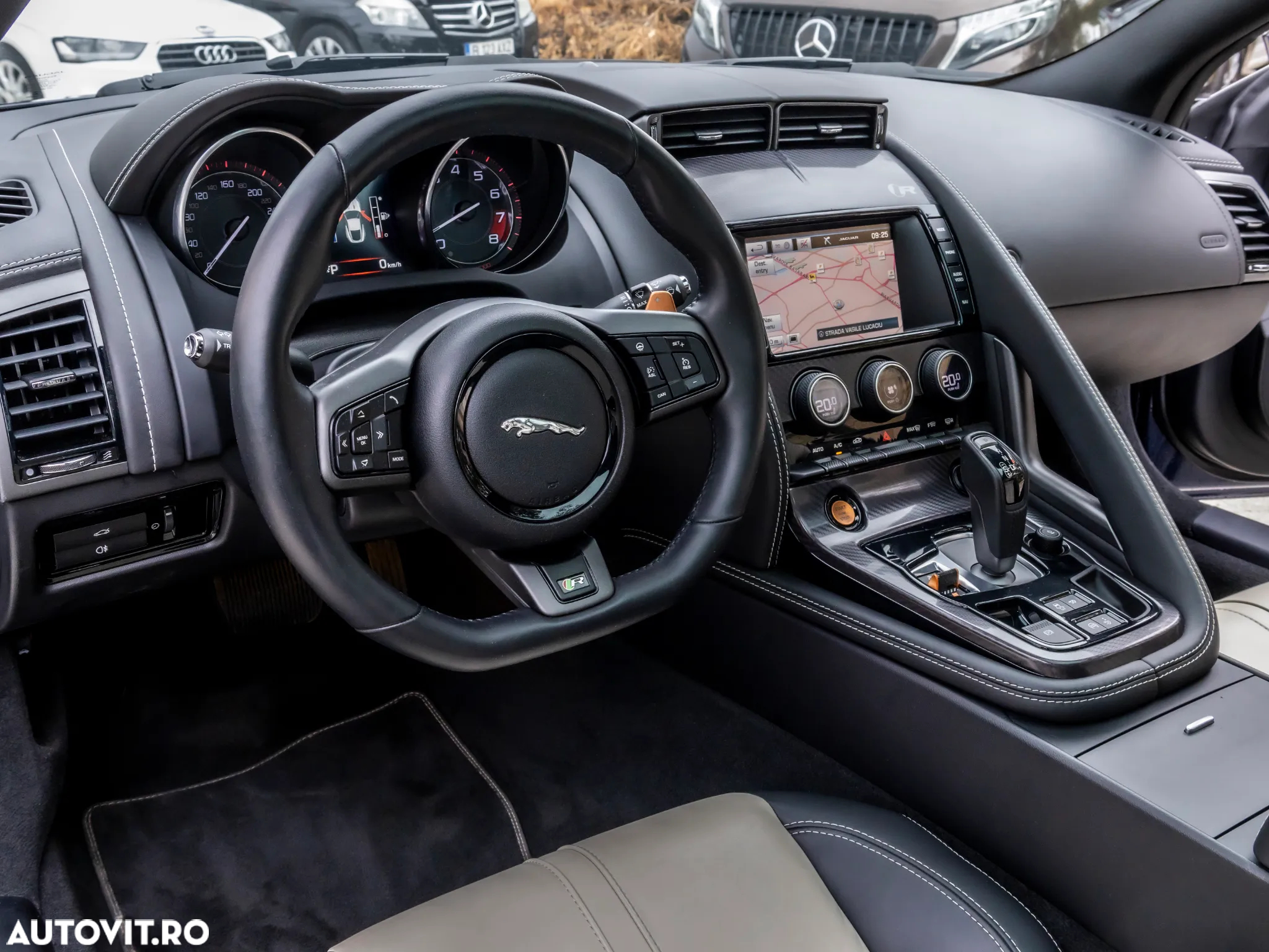Jaguar F-Type V8 S - 6