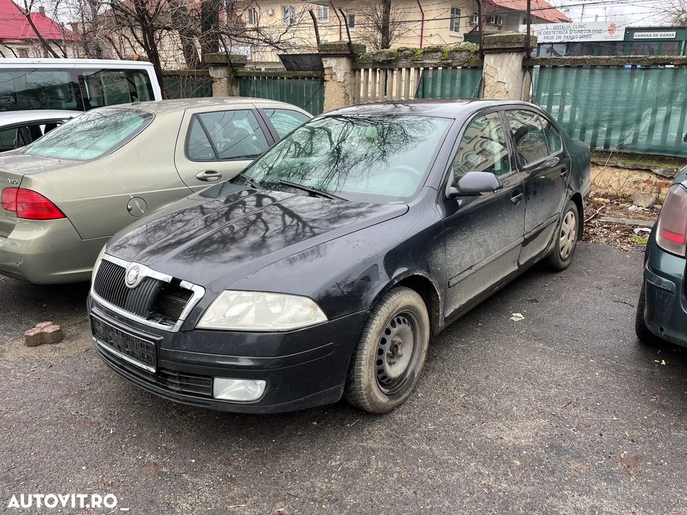 Dezmembrez Skoda Octavia 2 2006 1,6 benzina negru - 3