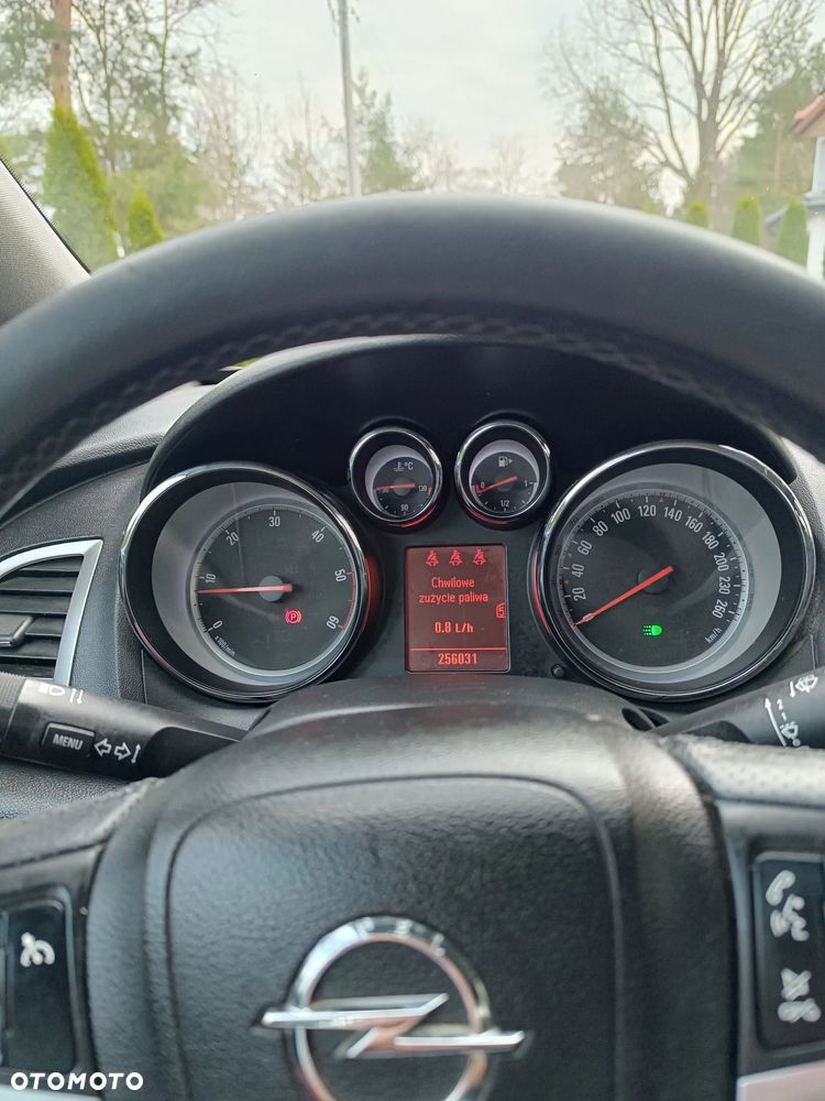 Opel Astra 1.7 CDTI Cosmo - 9