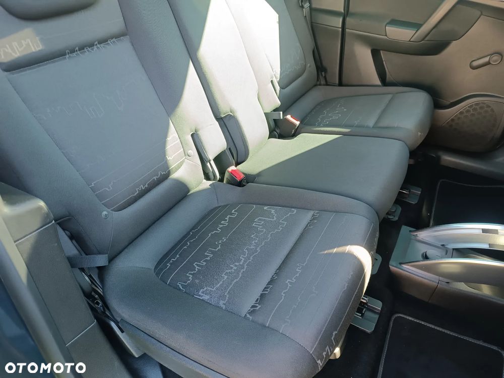 Opel Meriva - 19