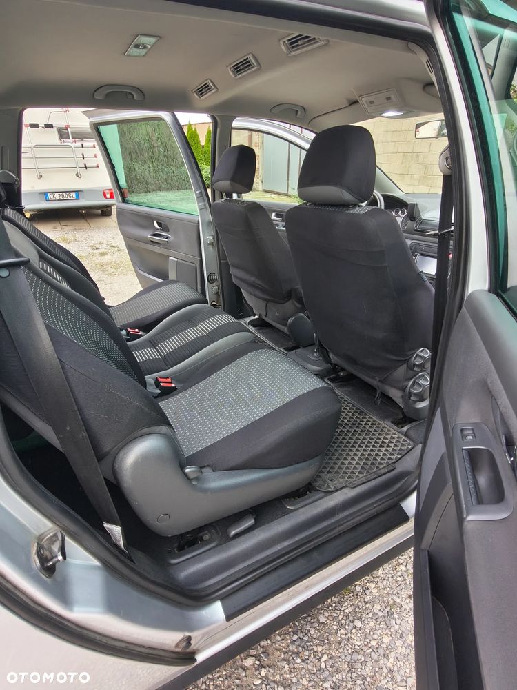 Volkswagen Sharan 2.0 TDI DPF United - 12