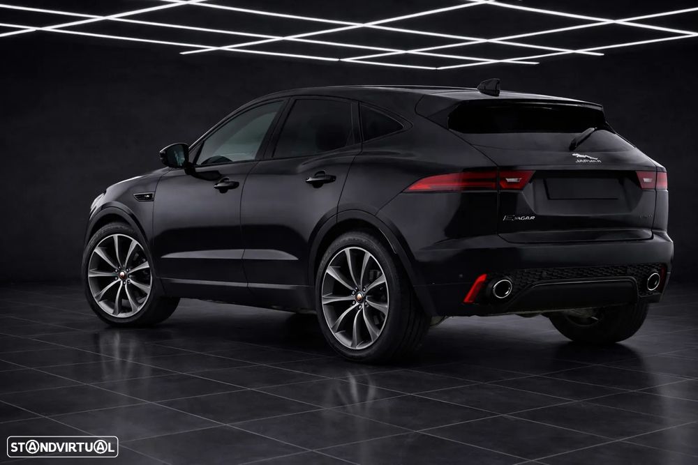 Jaguar E-Pace 2.0 i4D - 3