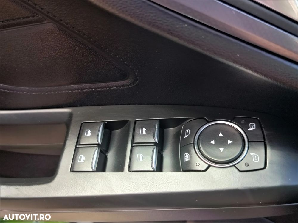 Ford Focus 2.0 EcoBlue Active Business - 31