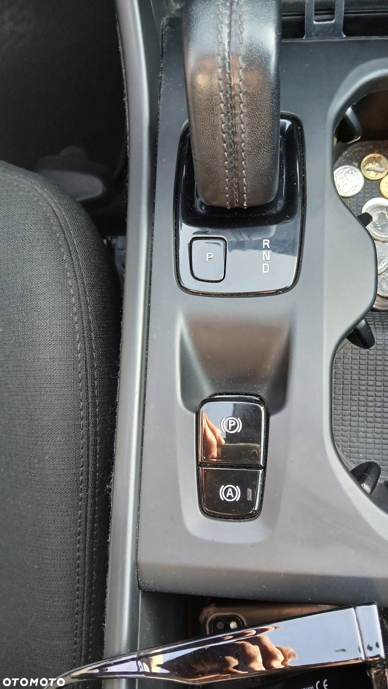 Volvo XC 40 D3 AWD Geartronic Momentum Pro - 12