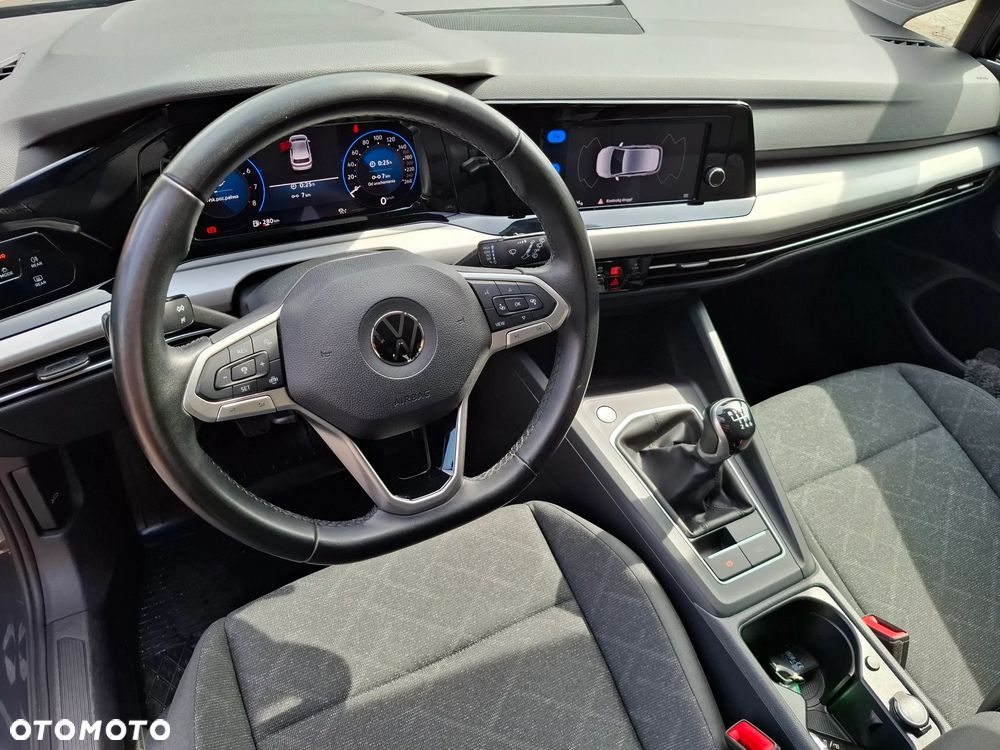 Volkswagen Golf 1.5 TSI EVO Life - 17